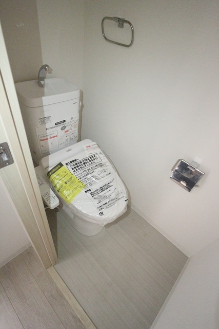 トイレ　※写真は他号室です