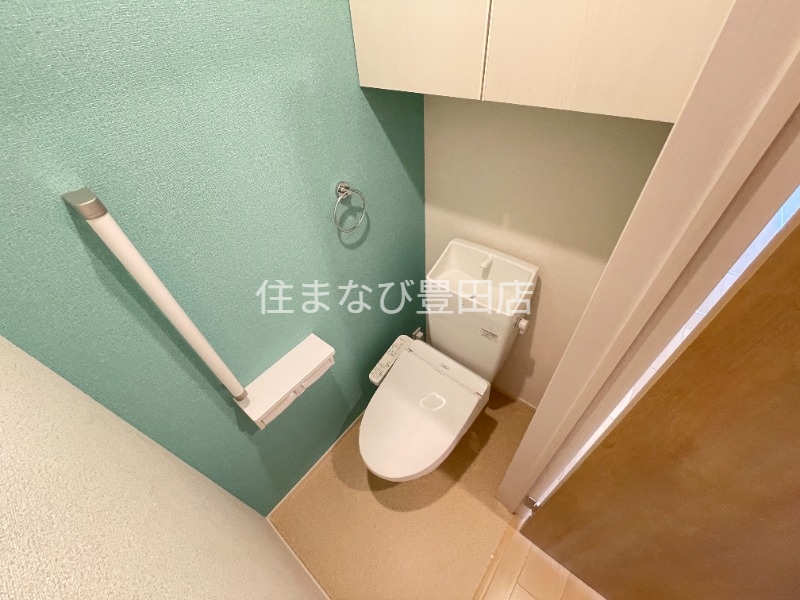 トイレ　同型タイプ