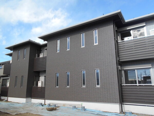 建物外観　閑静な住宅街で生活しやすい環境です。