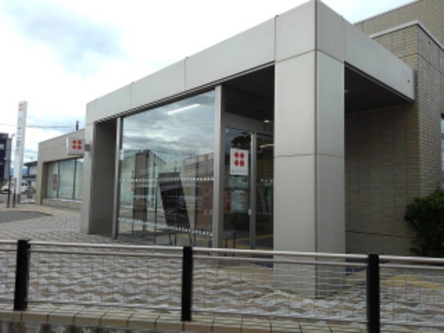 銀行　八十二長野銀行川中島支店（銀行）まで659m
