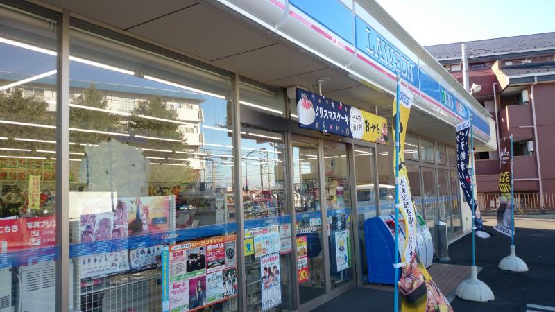 コンビニ　ローソン 横浜西大口店（コンビニ）まで370m