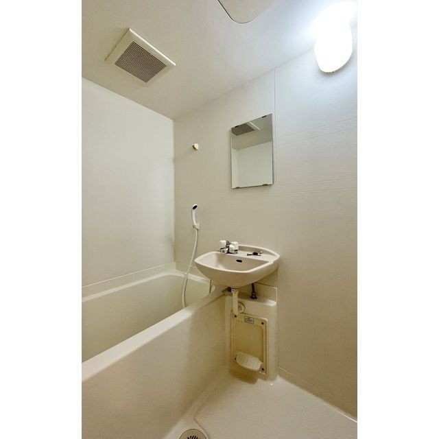 バス・シャワールーム　他部屋参考写真