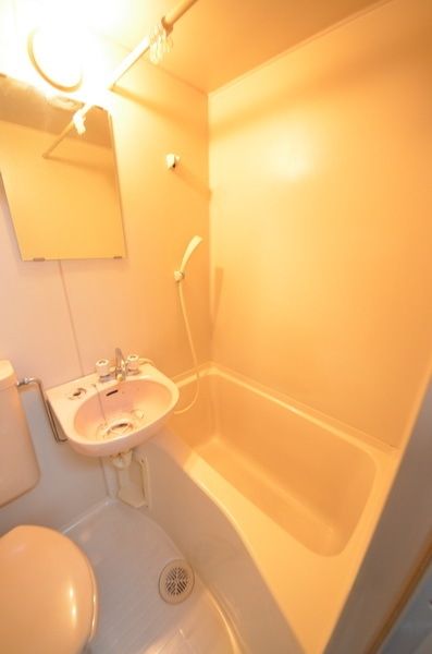 バス・シャワールーム　★お部屋探しは株式会社タウンハウジング東京まで★