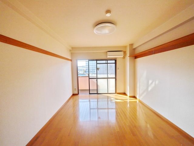 居室・リビング　★お部屋探しは、タウンハウジング多摩センター店へ★