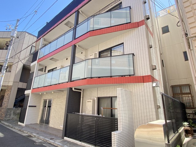 建物外観　駅まで平坦な道のりなので、ゆったりと通勤通学できます♪