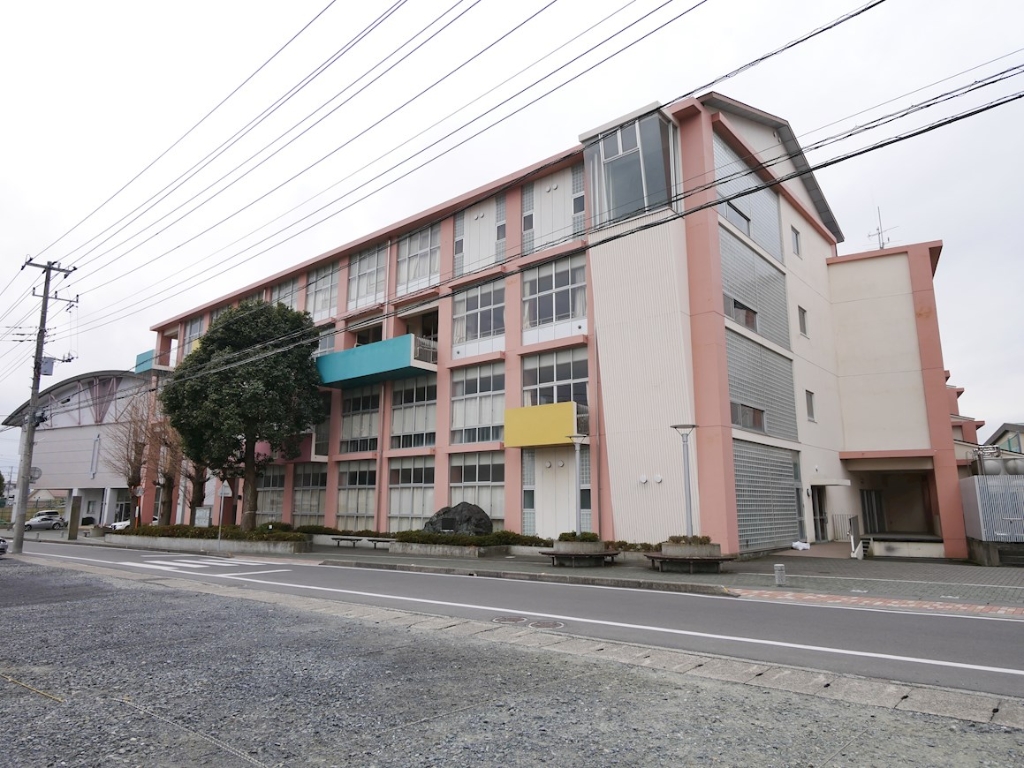 中学校　日立市立駒王中学校（中学校）まで316m