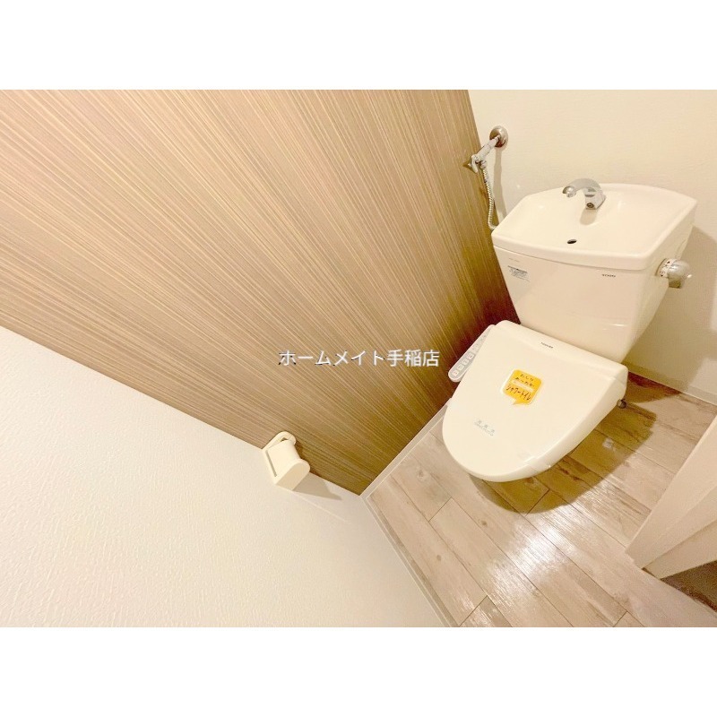 トイレ　ウォシュレット付き♪