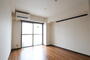 居室・リビング　南西向きの明るいお部屋です