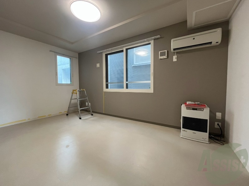 居室・リビング　明るいお部屋は気持ちよく過ごせそうですね。