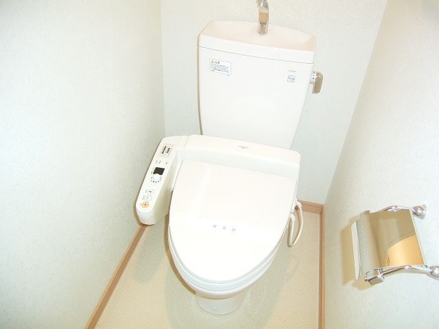トイレ　★温水洗浄便座トイレ★