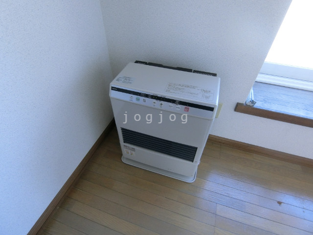 その他設備　冬はあったか灯油ストーブ★