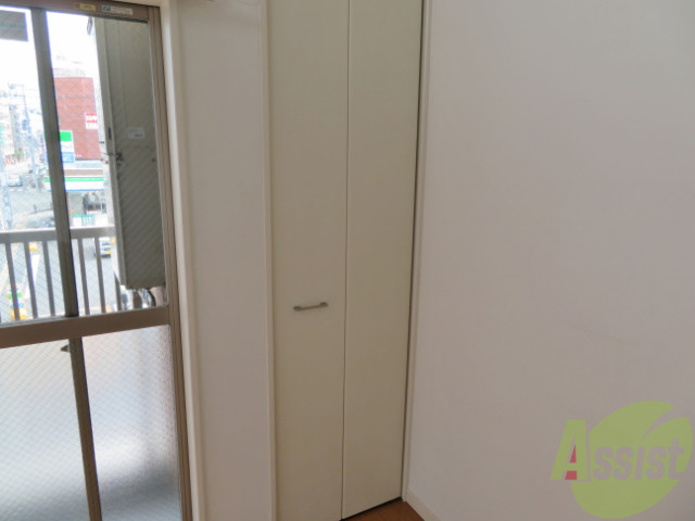 収納　クローゼットがありました。お洋服や荷物はここへ