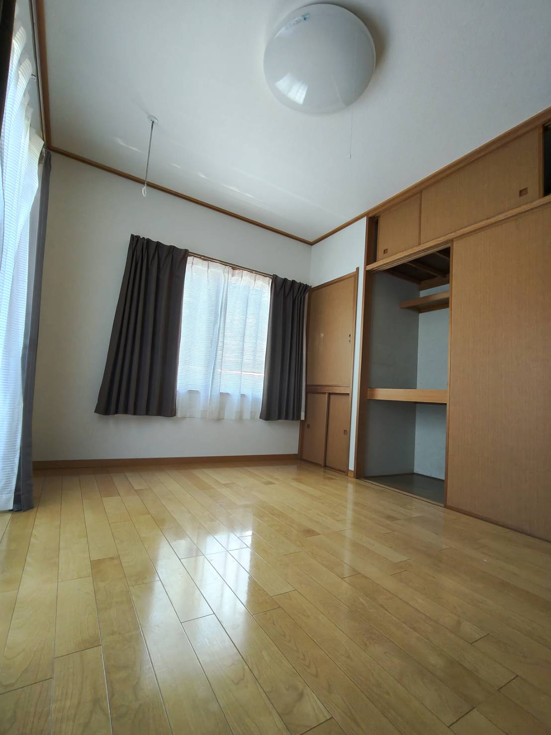 その他部屋・スペース　壁一面収納