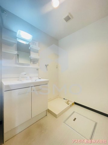 洗面設備　同マンション別部屋参考写真