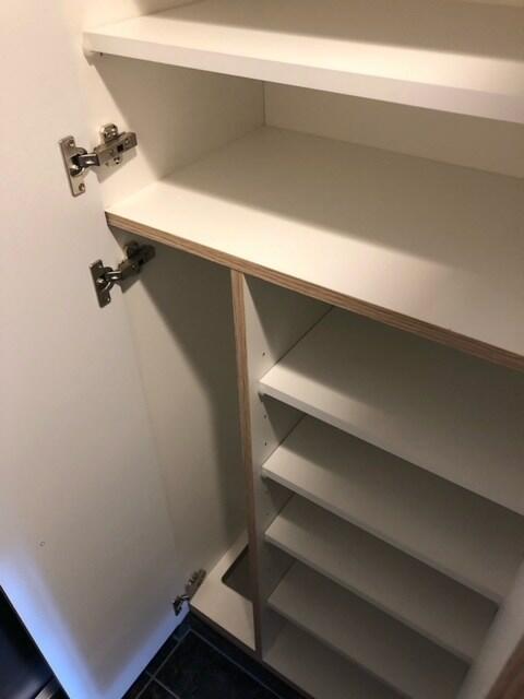 収納　下足入