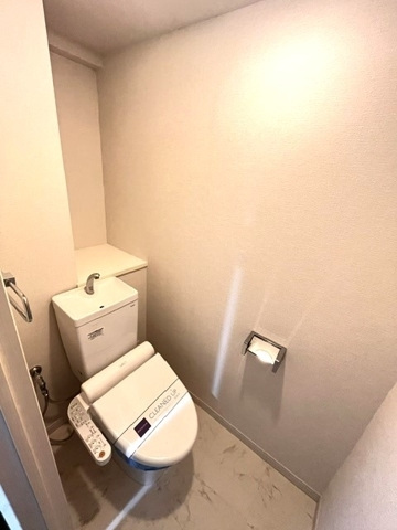 トイレ　別部屋参考画像