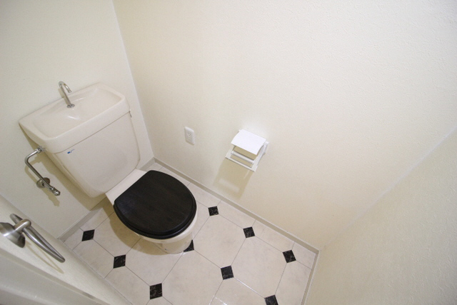 トイレ　シンプルで使いやすいトイレです