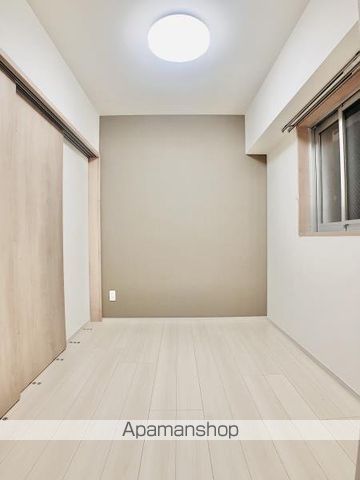都営新宿線 菊川駅 徒歩6分 6階建 築2年の居間写真