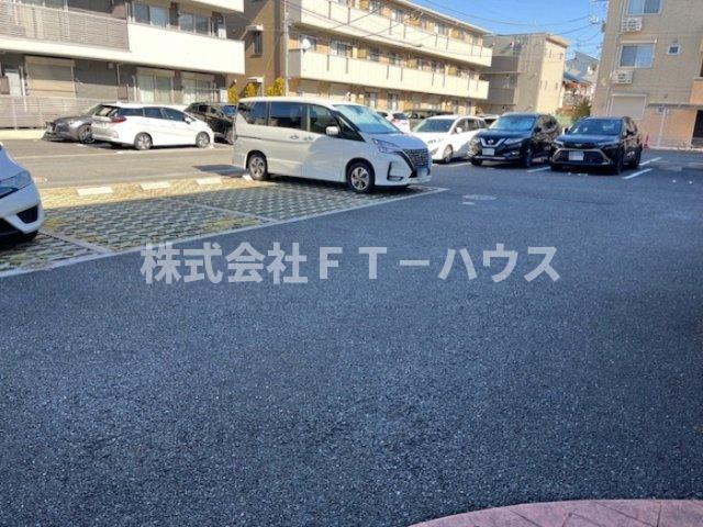 駐車場　駐車場（要・空確認）