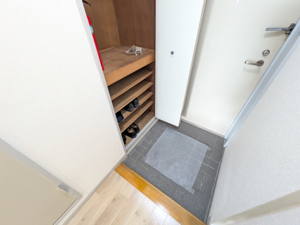 ライオンズマンション水戸の玄関写真