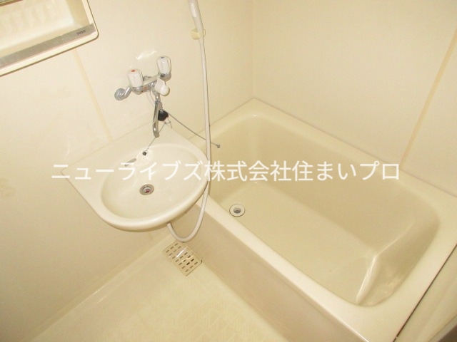 エクセレント舟田1の風呂写真