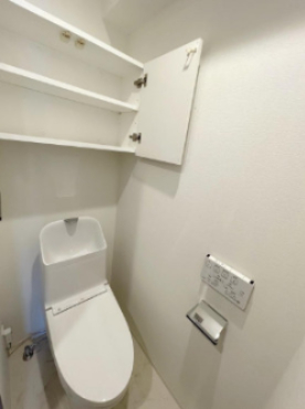 東京メトロ日比谷線 築地駅 徒歩7分 10階建 築4年のトイレ写真