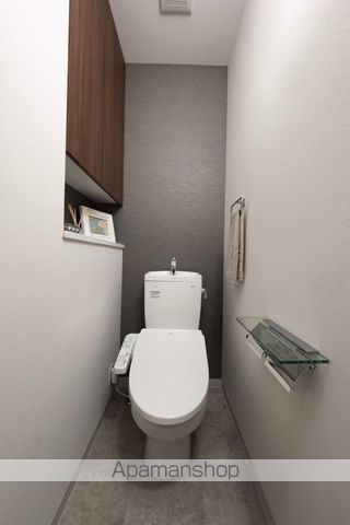 地下鉄空港線 福岡空港駅 徒歩6分 6階建 築2年のトイレ写真