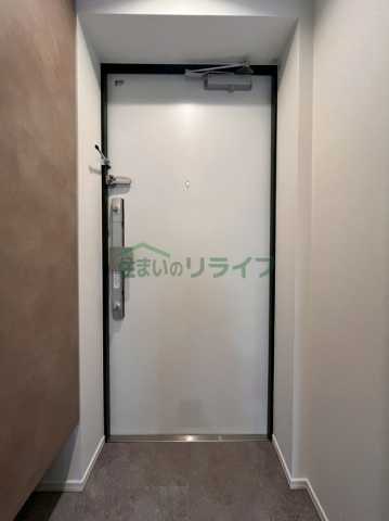 玄関　※参考写真です。別部屋になります。