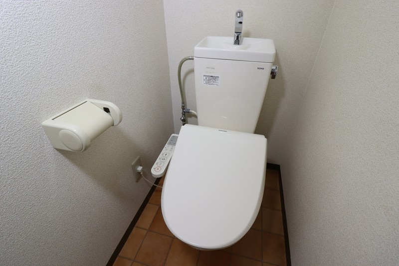 トイレ　※同室参考写真