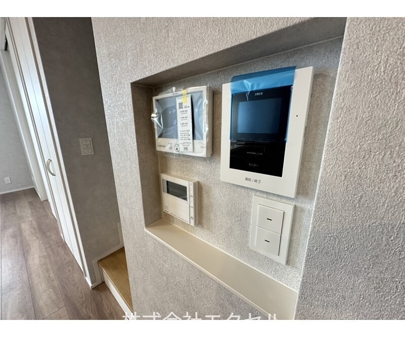 セキュリティ　モニター付きインターホンです。