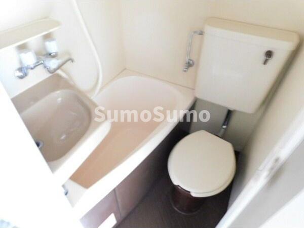 トイレ　シンプルで使いやすいトイレです
