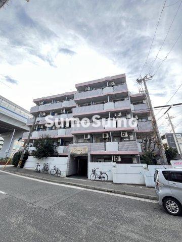 建物外観　落ち着いた雰囲気の外観です