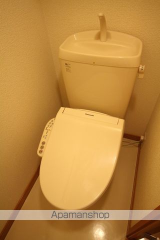 レオパレスアデッソIIのトイレ写真