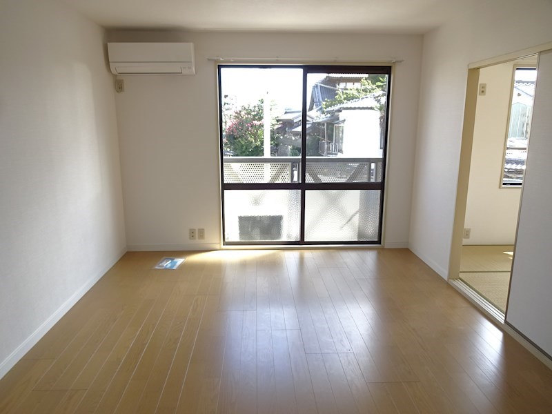 Prosper結城の居間写真