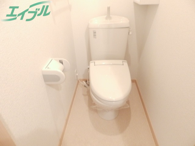 トイレ　同型参考写真