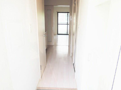 玄関　別タイプ部屋　参考写真です