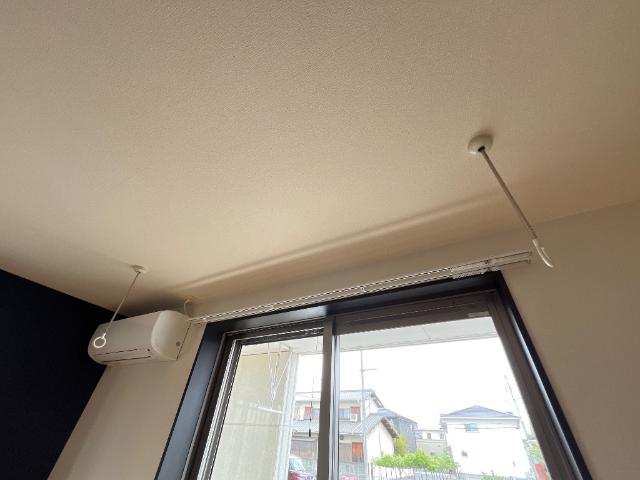 その他設備　室内物干し