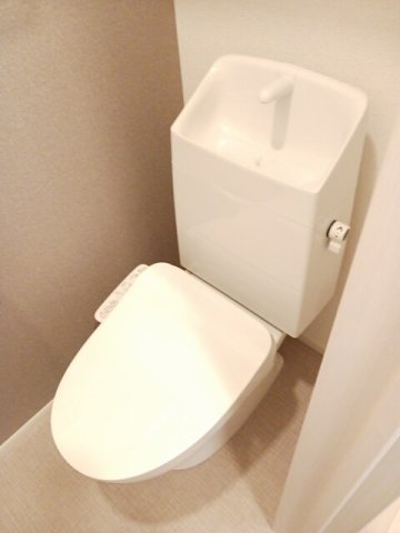 トイレ　ゆったりとした空間のトイレです