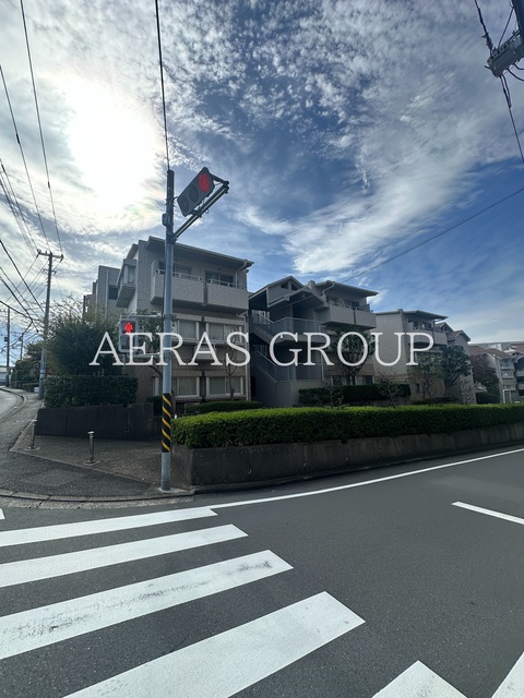 コートヒルズ青葉台の外観写真