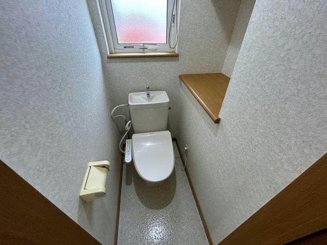 【北斗市久根別のアパートのトイレ】