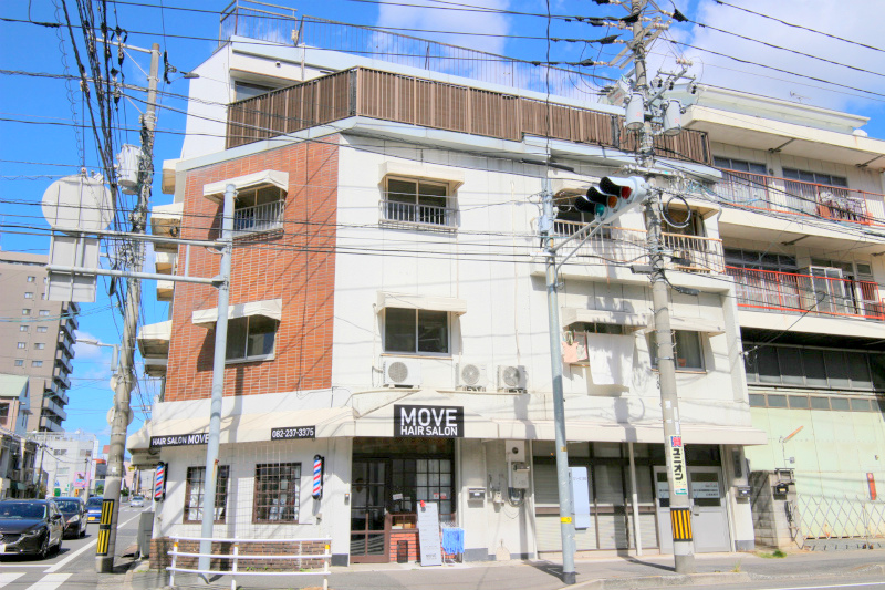 広島市西区三篠町のマンションの建物外観