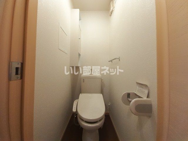 【藤井寺市沢田のアパートのトイレ】
