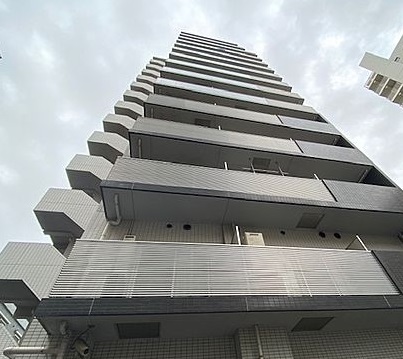 江東区東陽のマンションの建物外観