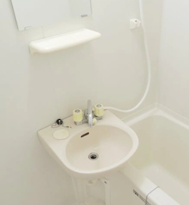 洗面設備　※こちらの写真は他部屋になり参考写真です