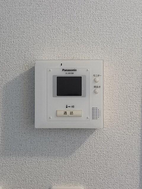セキュリティ　顔が確認できるモニターホン付き◎