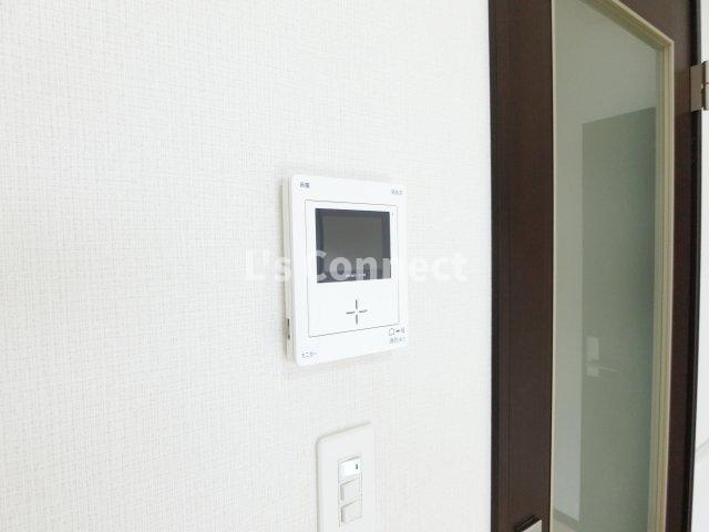 セキュリティ　突然の来客時もＴＶモニターホンでしっかり確認。