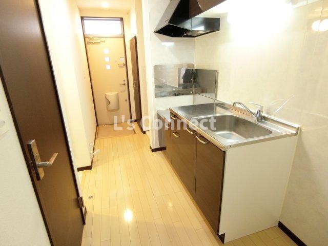 その他　約３帖のキッチンスペース。