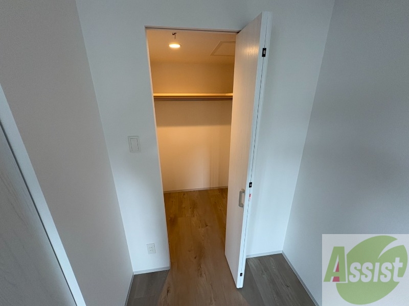 収納　嬉しいウォークインクローゼット仕様です！！