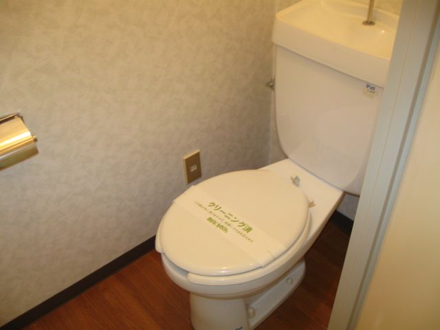 トイレ　清潔感のあるトイレ