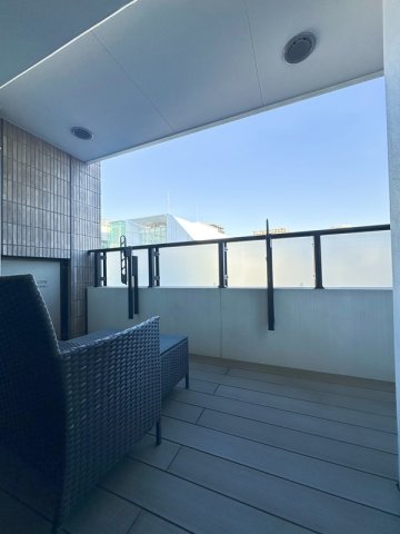 バルコニー　バルコニー